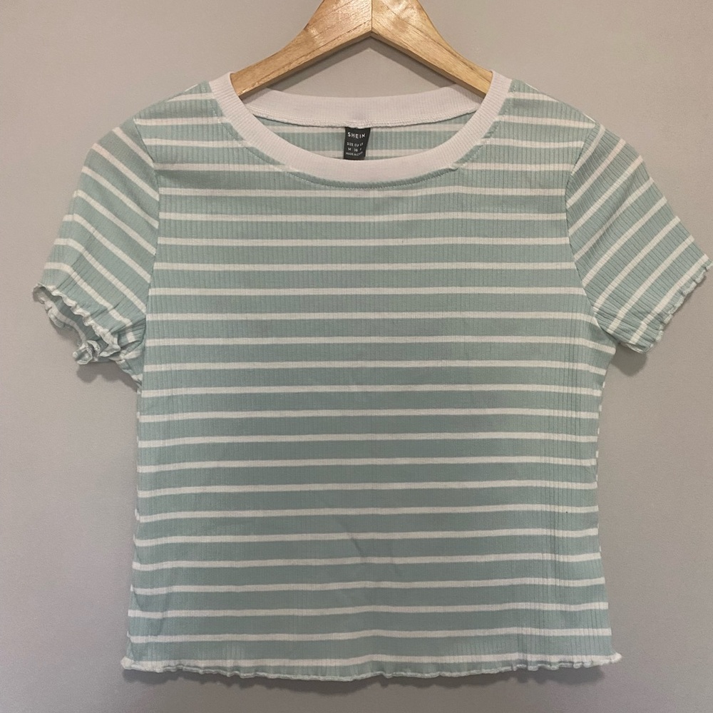 SHEIN Blue and White Striped Short Sleeved Crop Top Size Medium